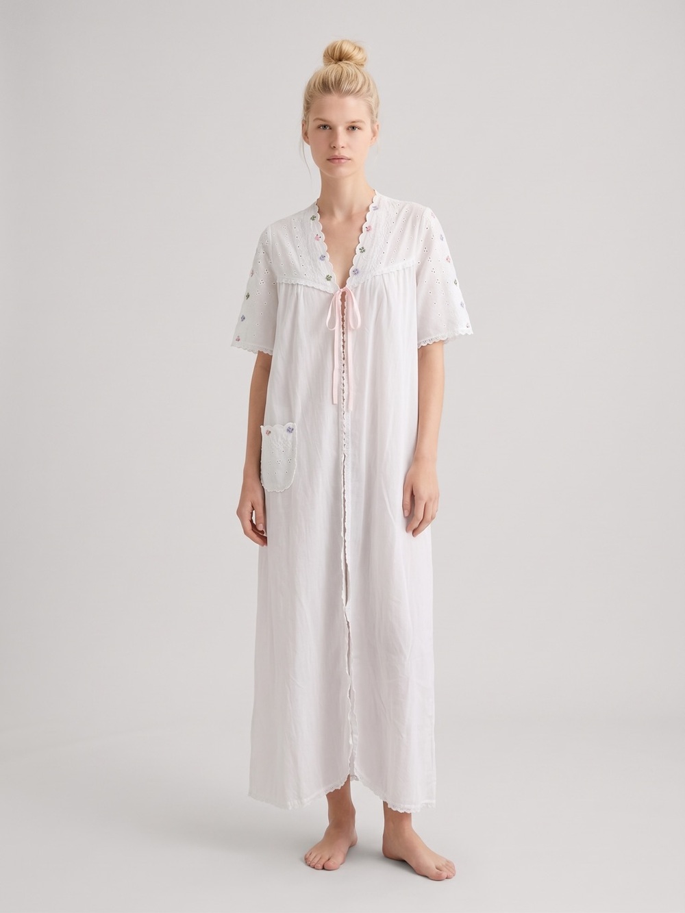 Vintage Made in England Cottagecore White Long Tie-Front Cotton Nightgown Robe